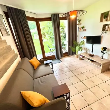 Joli Cosy, Vue Magnifique Et Terrasse Privee Apartment *