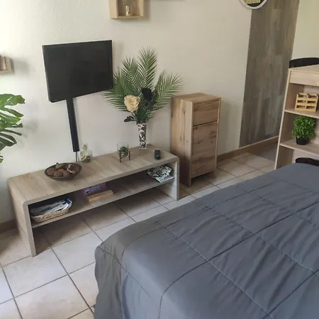 Διαμέρισμα Joli Cosy, Vue Magnifique Et Terrasse Privee *